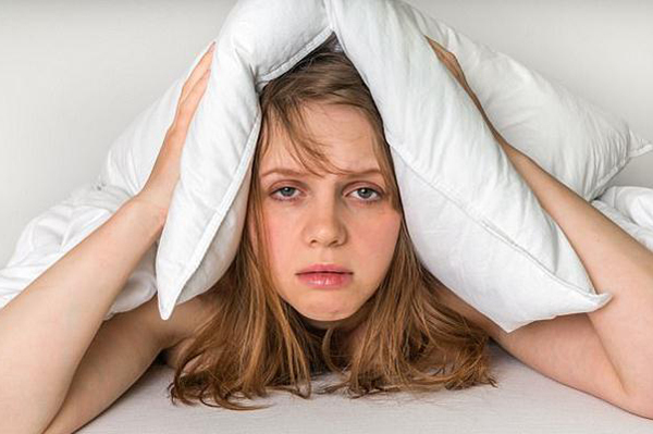 神經(jīng)緊繃睡不好，那你是缺這個了