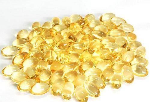  睡前1粒維E，皮膚會獲得3個好處，堅持使用